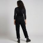 Latzhose für Damen im lässigen Stil mit verstellbaren Trägern und Brusttasche