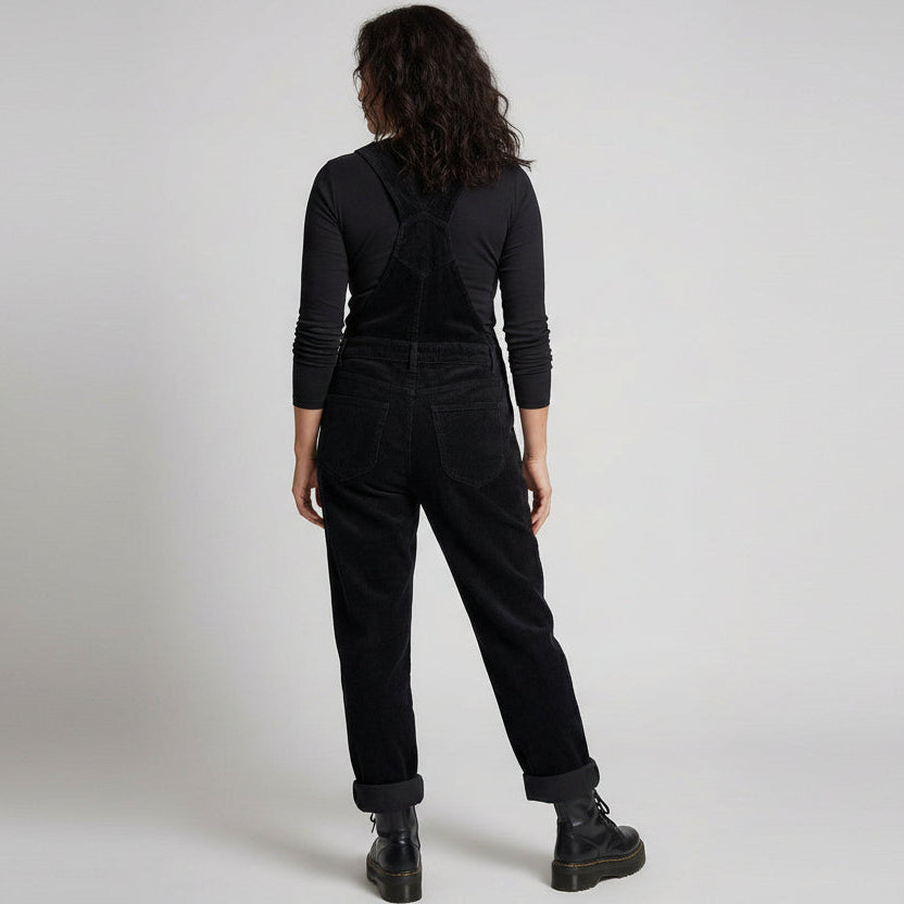 Latzhose für Damen im lässigen Stil mit verstellbaren Trägern und Brusttasche