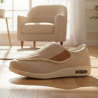 Komfort-Slipper mit gepolsterter Sohle und leichtem Einstieg in bequemer Weite