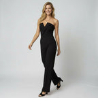 Eleganter Damen Jumpsuit trägerlos mit weitem Bein und strukturiertem Dekolleté