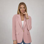 Damenblazer im klassischen Schnitt mit weitem Reverskragen und Einknopf
