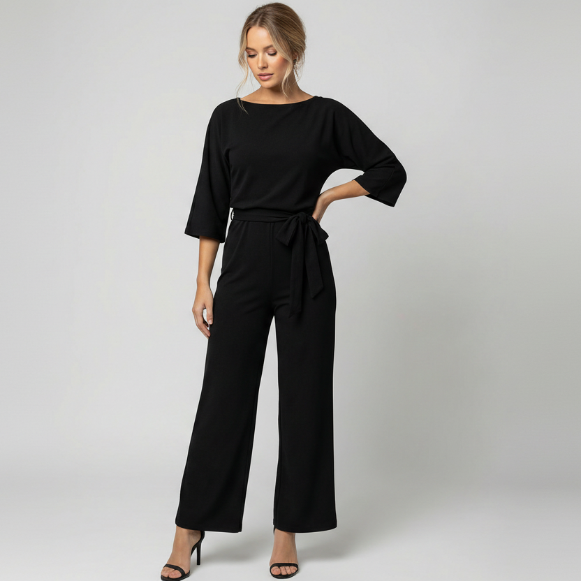 Jumpsuit für Damen mit Bindegürtel und Bootausschnitt in weiter Beinform