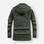 Warme Winterjacke für Herren aus robustem Obermaterial mit gefütterter Kapuze