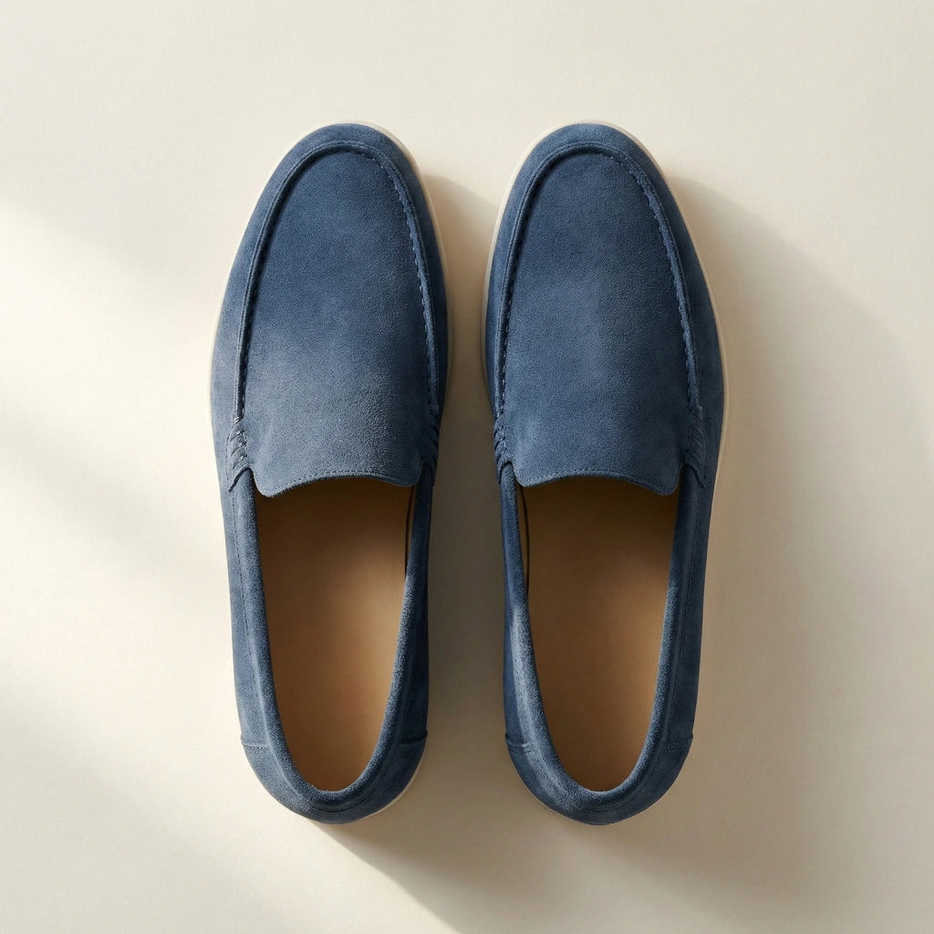 Klassische Slipper für Herren im Velours Design