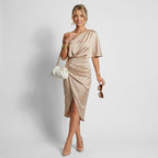 Abendkleid im Midi-Schnitt mit One Shoulder aus Satin 5