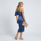 Abendkleid im Midi-Schnitt mit One Shoulder aus Satin 9
