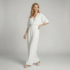 Eleganter Jumpsuit mit kurzen Ärmeln und V-Ausschnitt