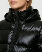 Leichte glänzende Steppjacke für Damen – Ansicht 7