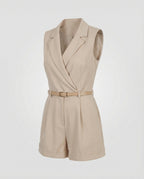 Eleganter ärmelloser Jumpsuit mit Reverskragen und Gürtel für Damen