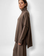 Einfarbiges Roolkragenpullover Strickset für Damen