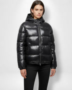 Puffer Jacke für Damen mit Glänzendes Coating und Kapuze