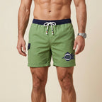 Badeshorts für Herren in kurzer Form mit Gummibund im sportlichen Stil Grün 6