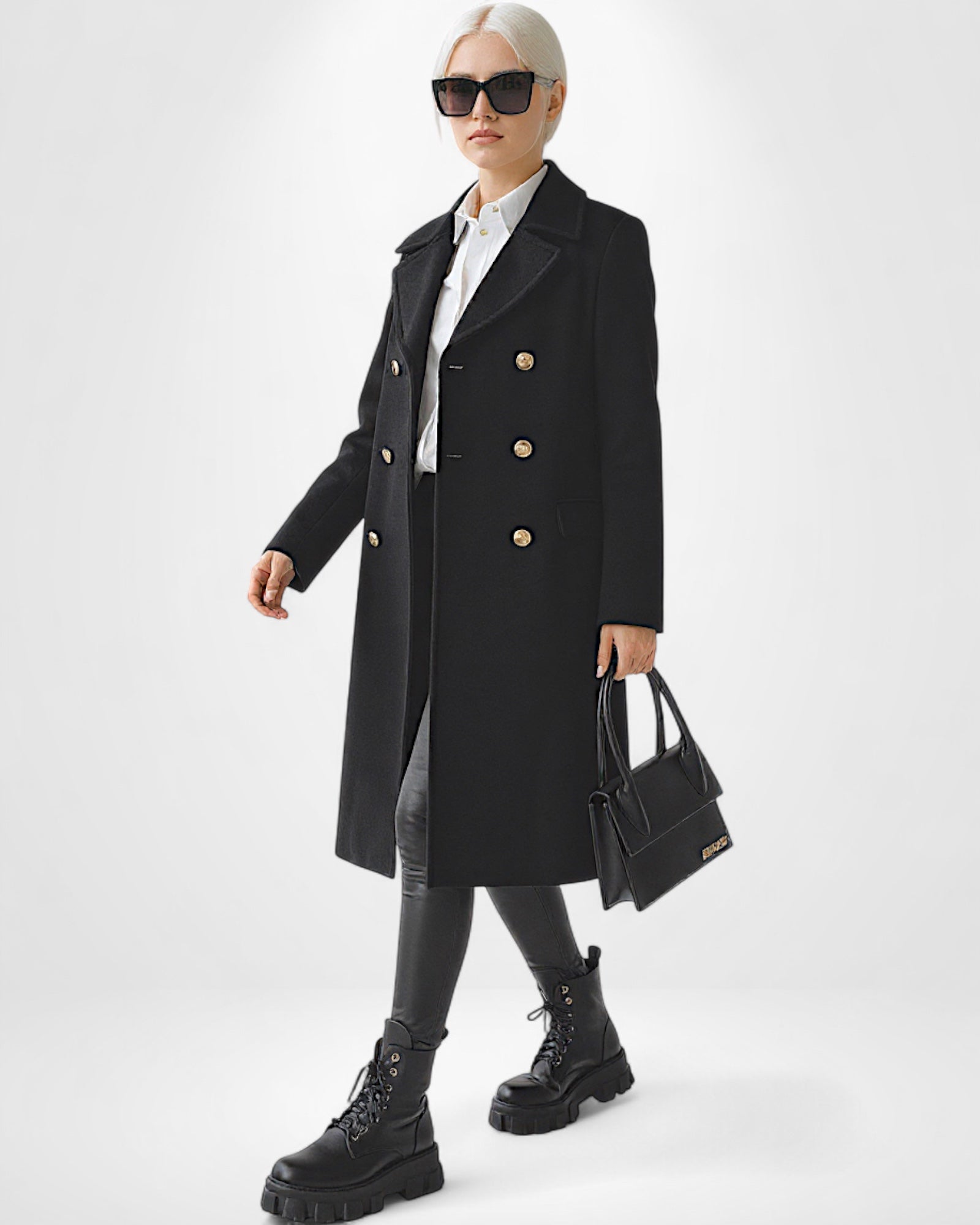 Langer Damenmantel mit goldenen Knopfdetails