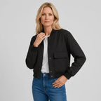 Bomberjacke für Damen in verkürzter Form aus Leder für die Übergangszeit Schwarz 9
