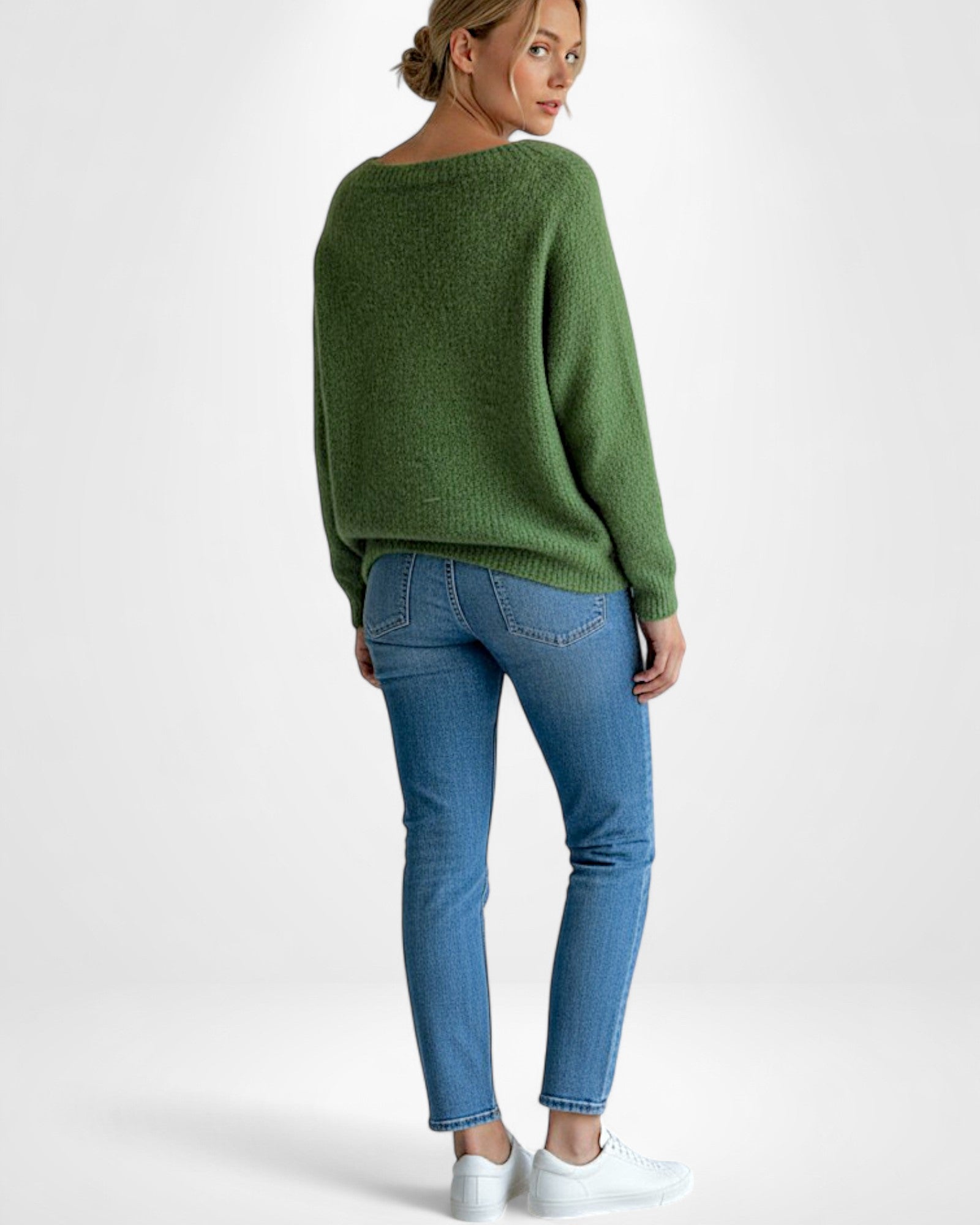 Stricken Damenpullover mit Verlängertem Rundhalsausschnitt und Langarm