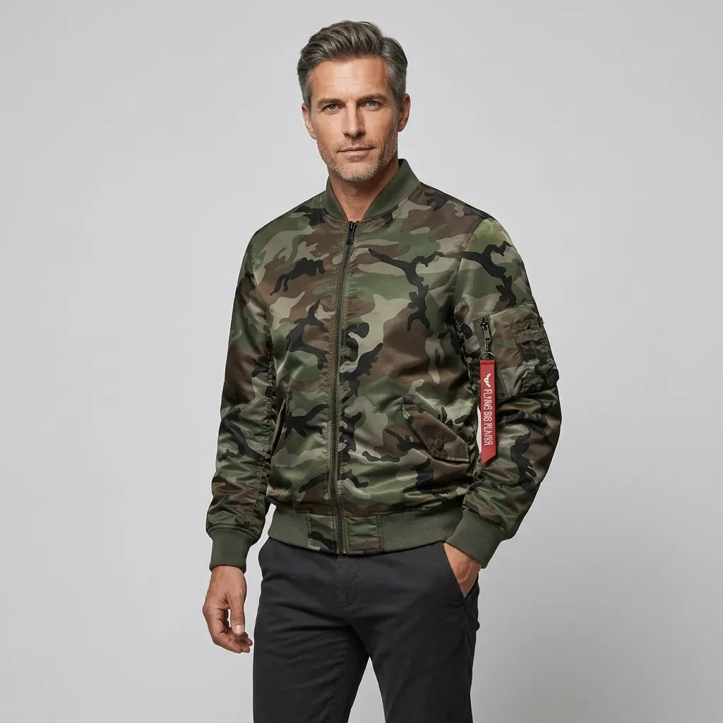Camouflage Jacke für Herren im Oversize-Schnitt mit Tarnmuster für den Übergang Grün 7