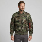 Camouflage Jacke für Herren im Oversize-Schnitt mit Tarnmuster für den Übergang Grün 9