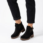 Chelsea Stiefeletten für Damen aus Veloursleder mit Blockabsatz mit Schnalle Schwarz 1