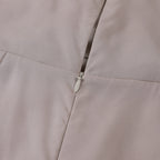 Elegantes Midi Kleid mit Spaghettiträgern und Seitlichem Schlitz im Figurbetonten Design