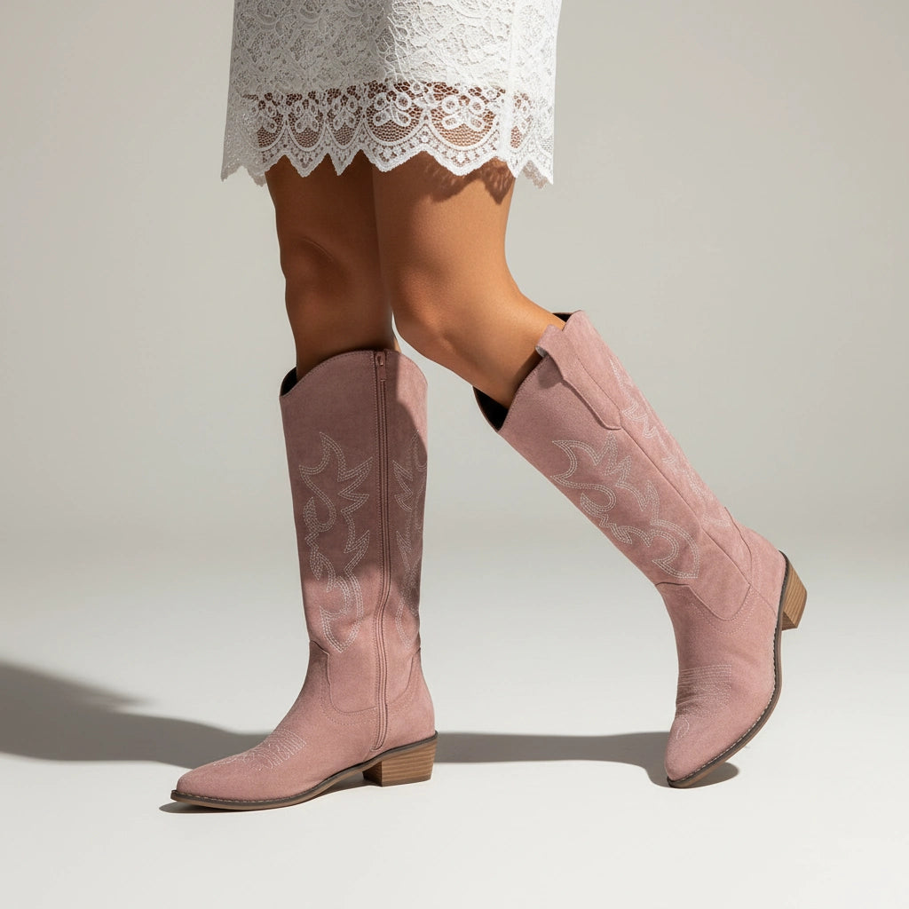 Kniehohe Stiefel für Damen mit Spitze und stabilem niedrigem Blockabsatz