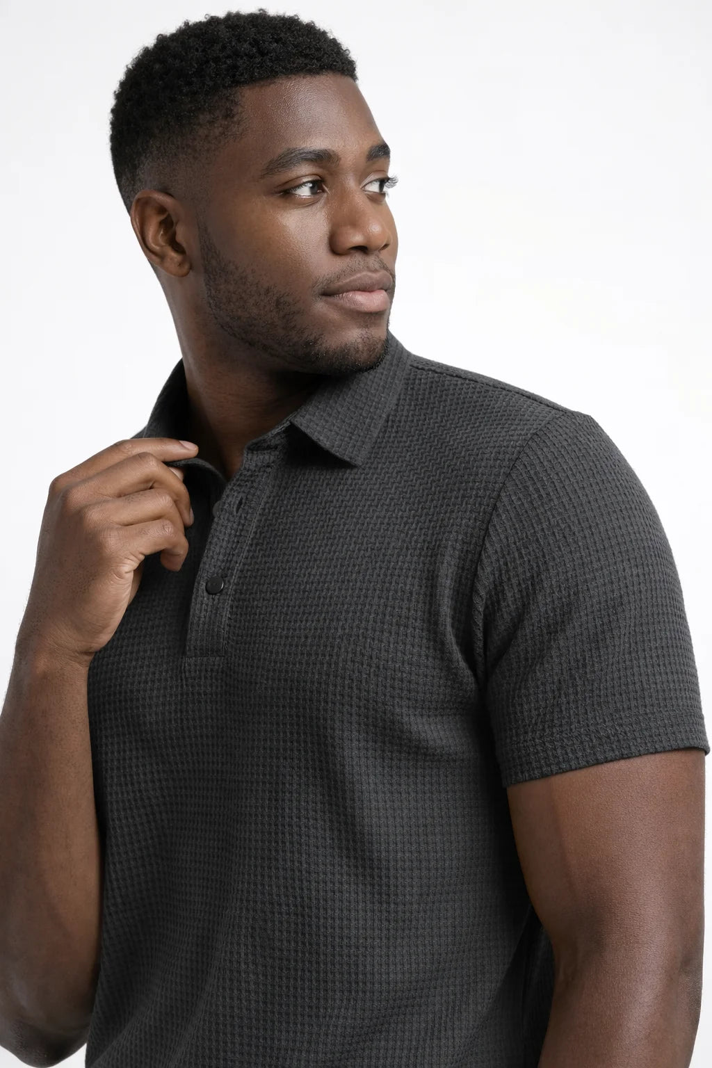 T-Shirt für Herren mit halber Knopfleiste und Polokragen