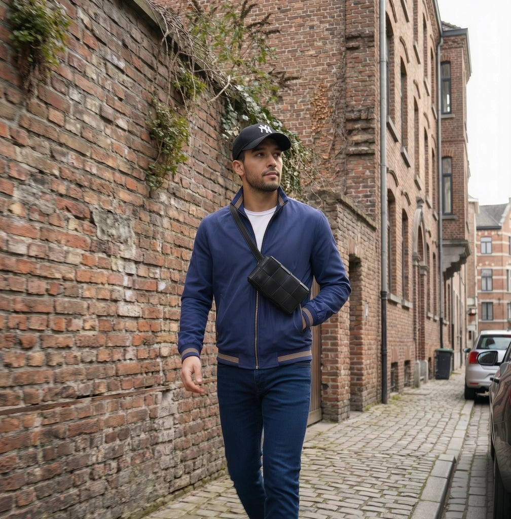 Blouson für Herren in Regular Fit mit Frontreißverschluss und Stehkragen