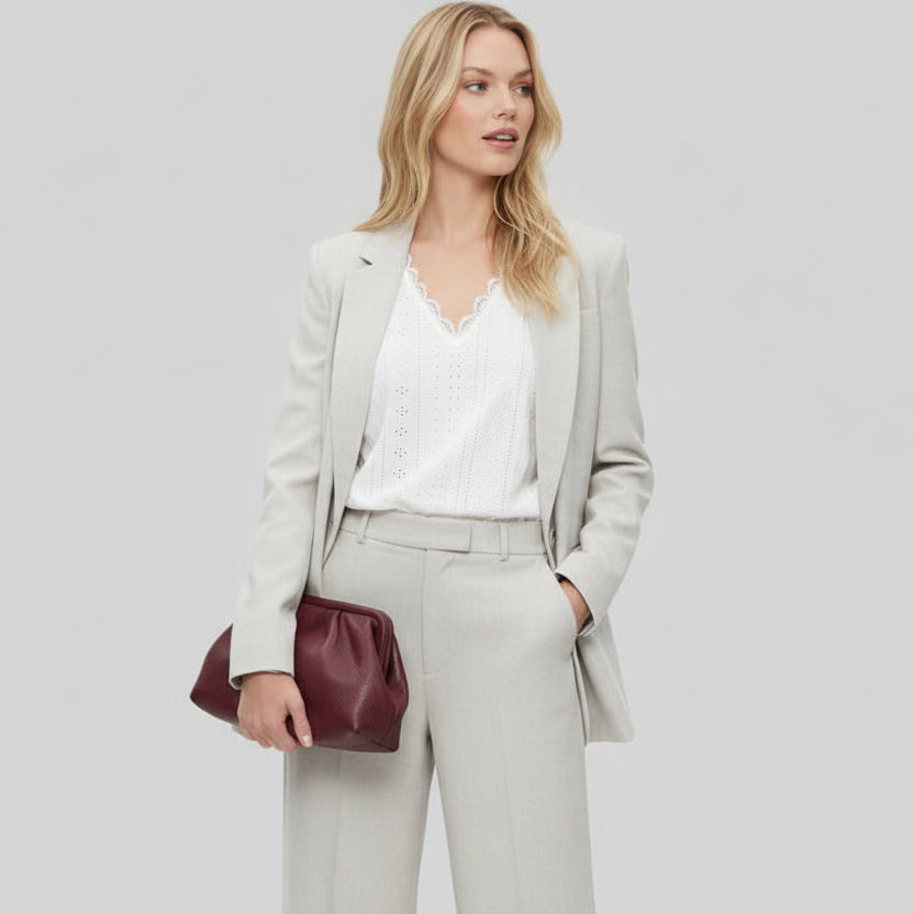 Spitzenbluse für Damen mit V-Ausschnitt und langen Ärmeln