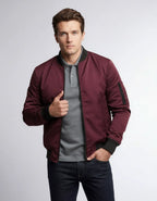 Leichte Bomberjacke für Herren mit Rippbündchen und kragenlosem Design