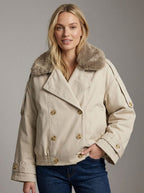 Kurzer Trenchcoat für Damen mit flauschigem Kragen