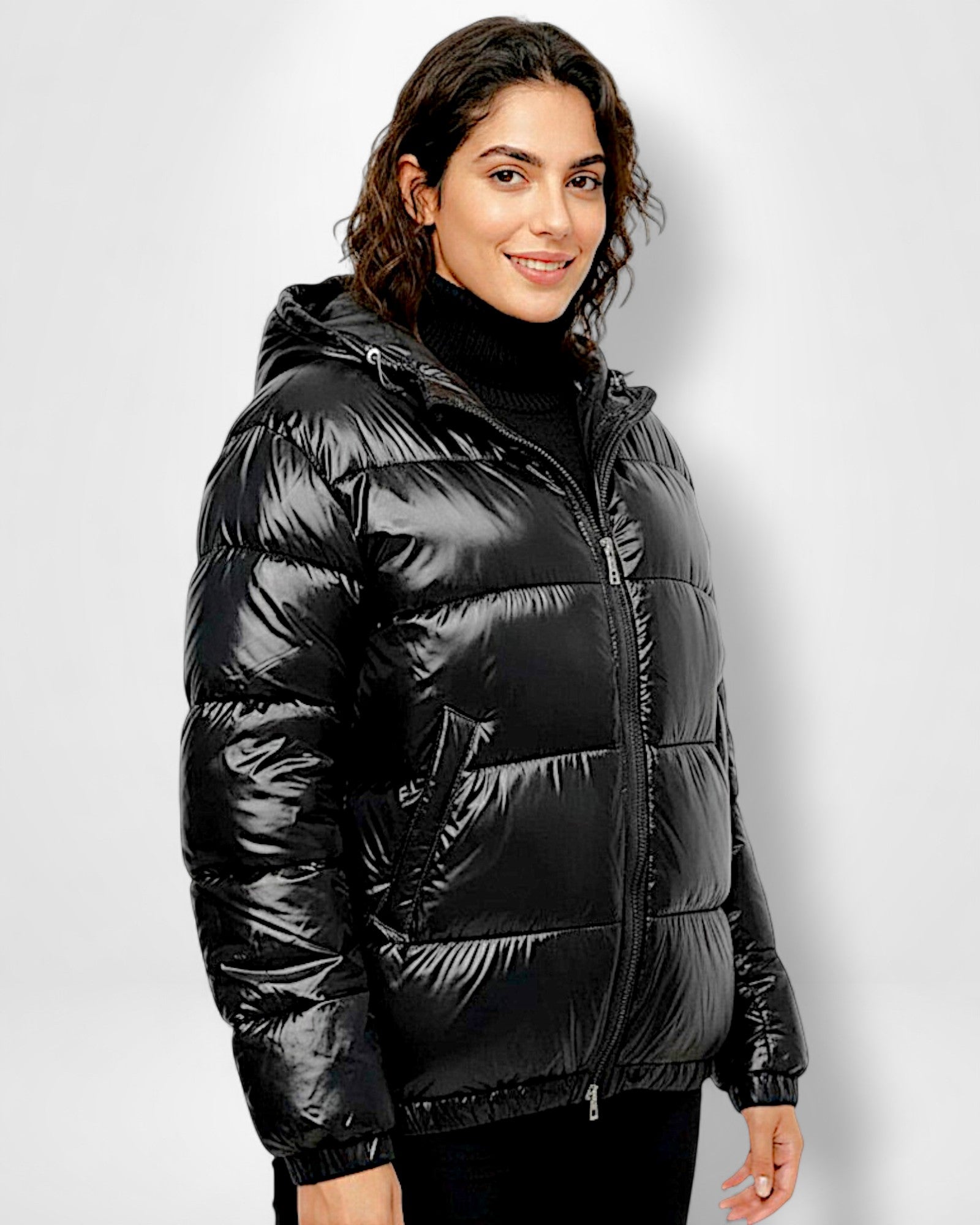 Puffer Jacke für Damen mit Glänzendes Coating und Kapuze