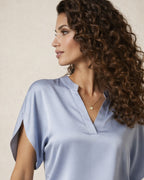 Kurzarm Bluse für Damen mit V-Ausschnitt und geradem Schnitt