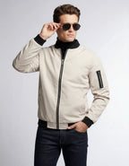 Leichte Bomberjacke für Herren mit Rippbündchen und kragenlosem Design