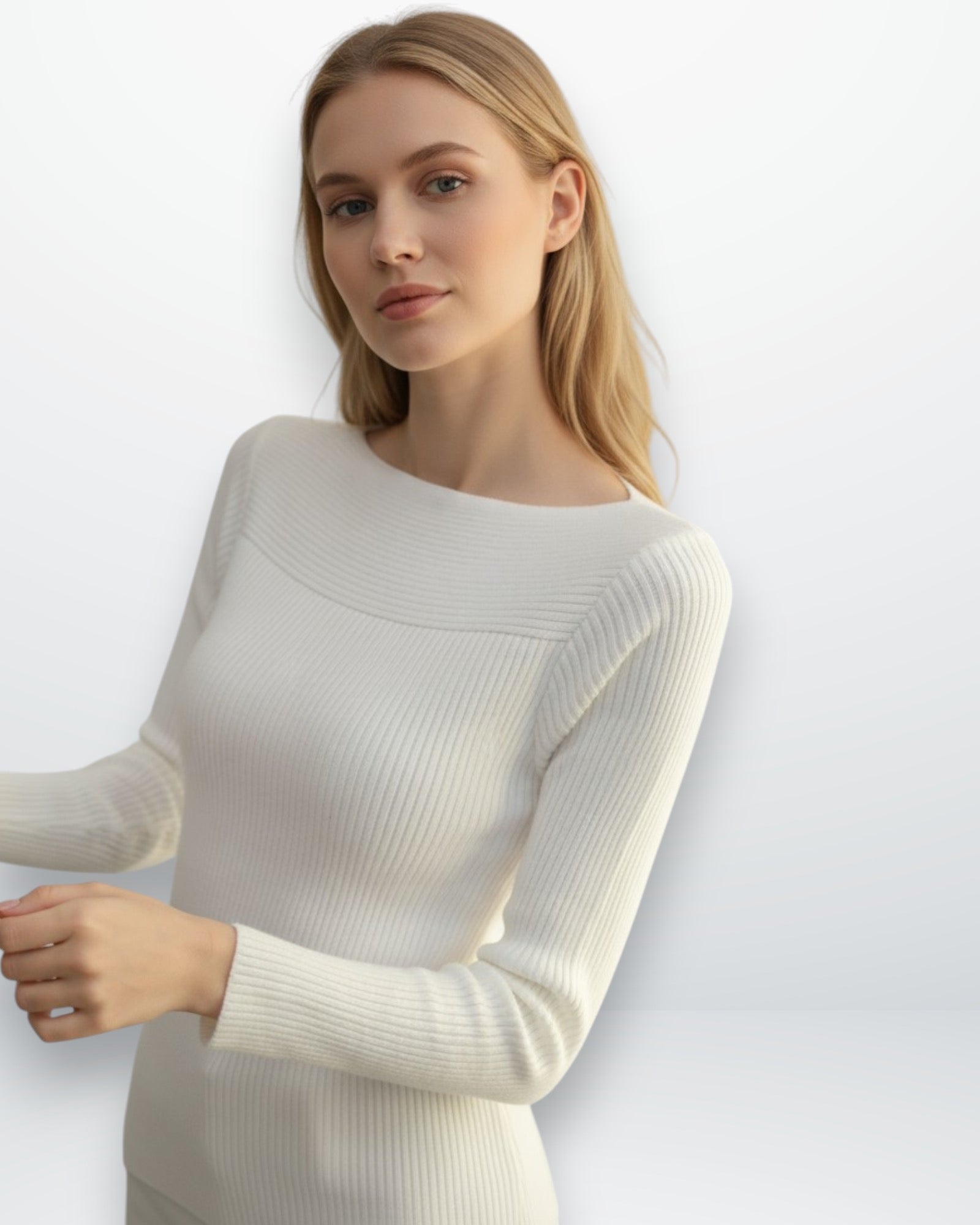 Pullover für Damen mit U-Boot-Ausschnitt und Slim Fit