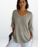 Lockerer Damenpullover mit V-Ausschnitt und 3/4-Ärmeln