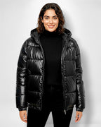 Puffer Jacke für Damen mit Glänzendes Coating und Kapuze