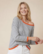 Gestreiftes Langarmshirt für Damen mit U-Boot-Ausschnitt
