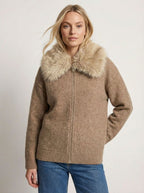 Strickjacke für Damen mit flauschiger Kragen und Reißverschluss