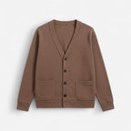 Herren Strickjacke mit V-Ausschnitt und aufgesetzten Seitentaschen – einfarbig