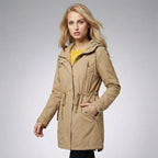 Leichte Damen Jacke für den Frühling mit Kapuze
