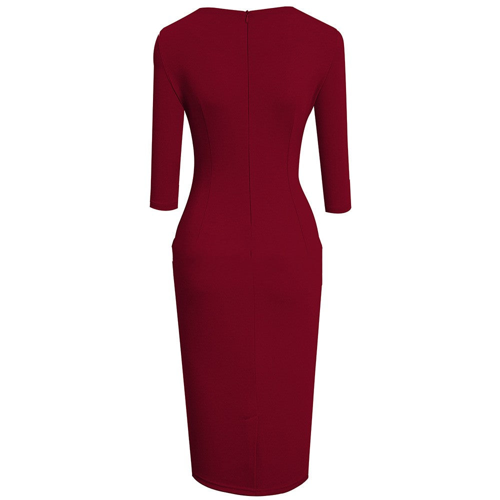 Elegantes Midikleid mit Drapierung und 3/4 Ärmeln