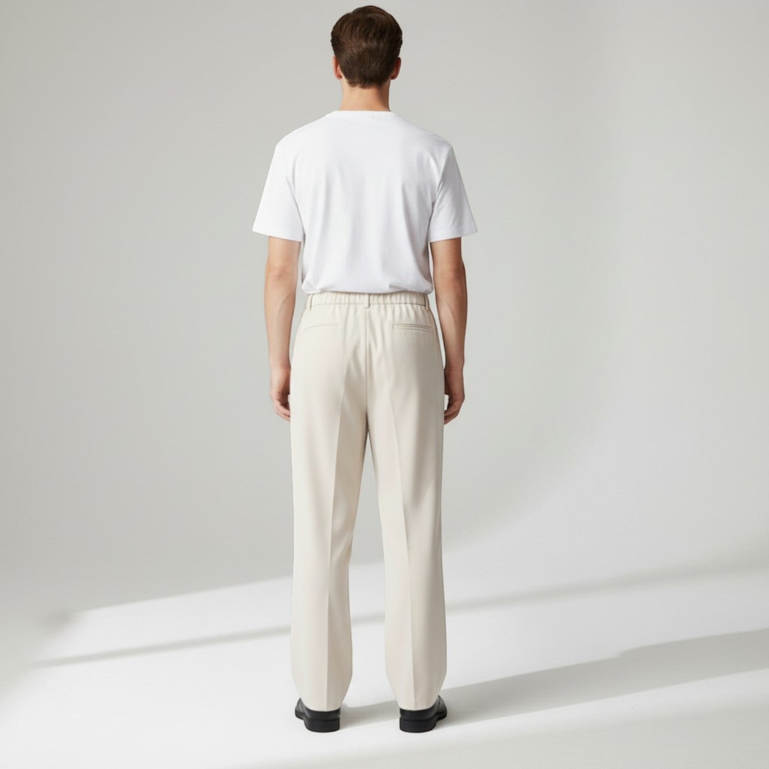 Anzughose für Herren mit bequemem elastischem Bund hinten in gerader Passform