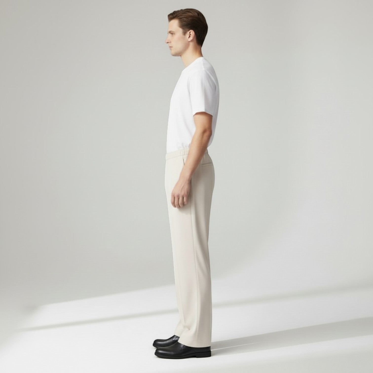 Anzughose für Herren mit bequemem elastischem Bund hinten in gerader Passform