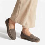 Komfortable Mokassins für Damen mit Goldspange und flexibler Noppensohle Grau 8