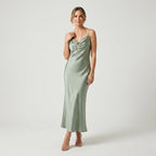 Midikleid für Damen im figurbetonten Stil mit Wasserfallausschnitt aus Satin Grün 4