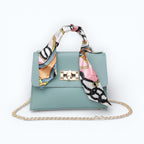 Handtasche für Damen mit Schulterkette aus Metall