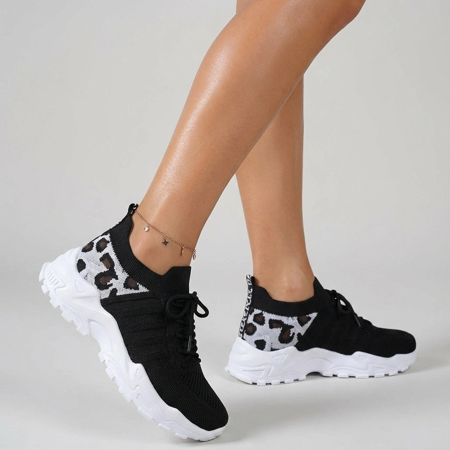 Sneaker mit Animal-Details für Damen in Bequemer Weite