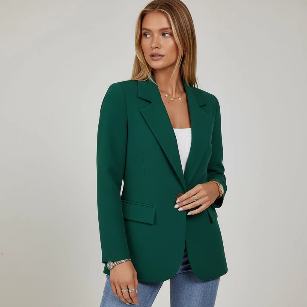 Damenblazer im klassischen Schnitt mit weitem Reverskragen und Einknopf