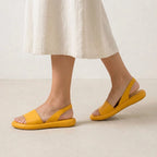Sandalen für Damen mit Plateau aus Leder im minimalistischen Stil Gelb 4