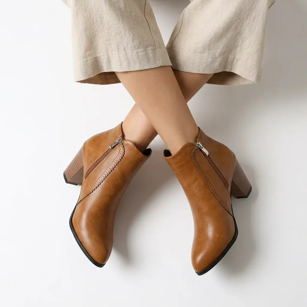 Stiefeletten für Damen mit Blockabsatz mit Lochmuster Braun 1