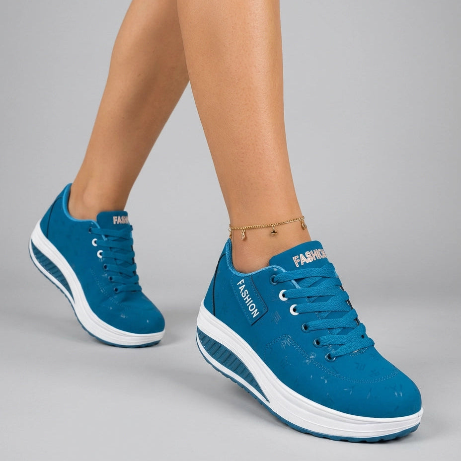 Sneaker für Damen in bequemer Weite mit gepolsterter Innensohle